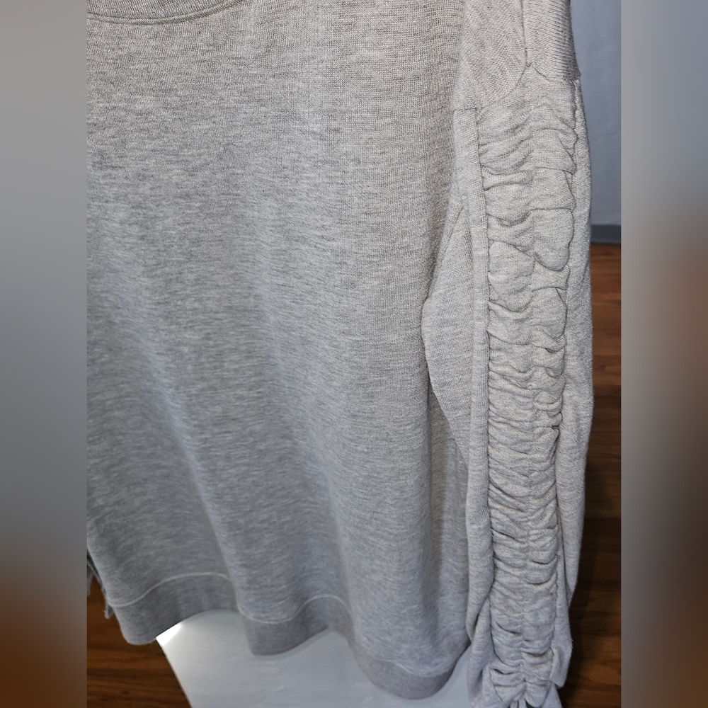Sanctuary Sweatshirt Size S